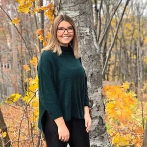 Meet your Posher, Sabrina